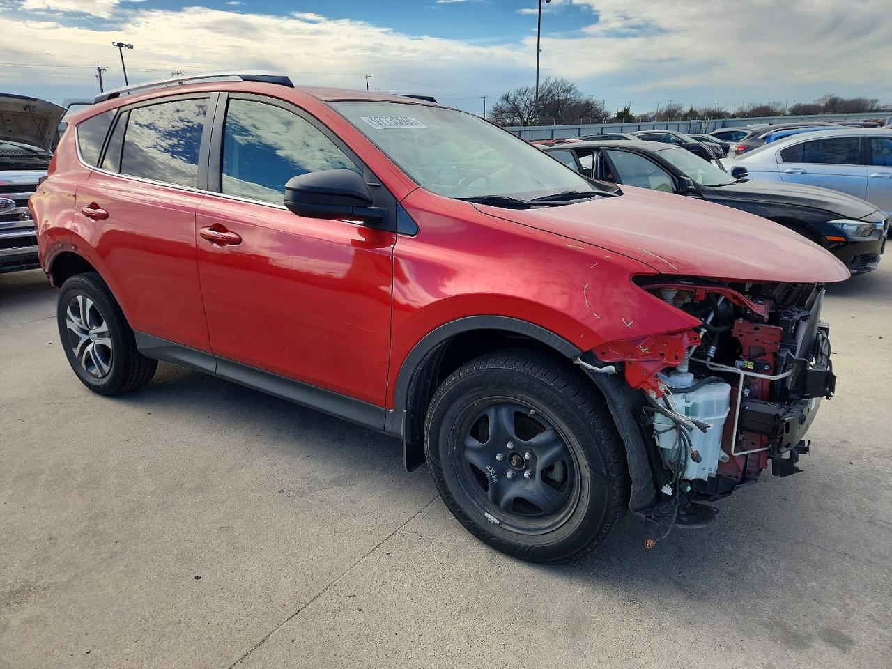 2015 TOYOTA RAV4 LE photo 4