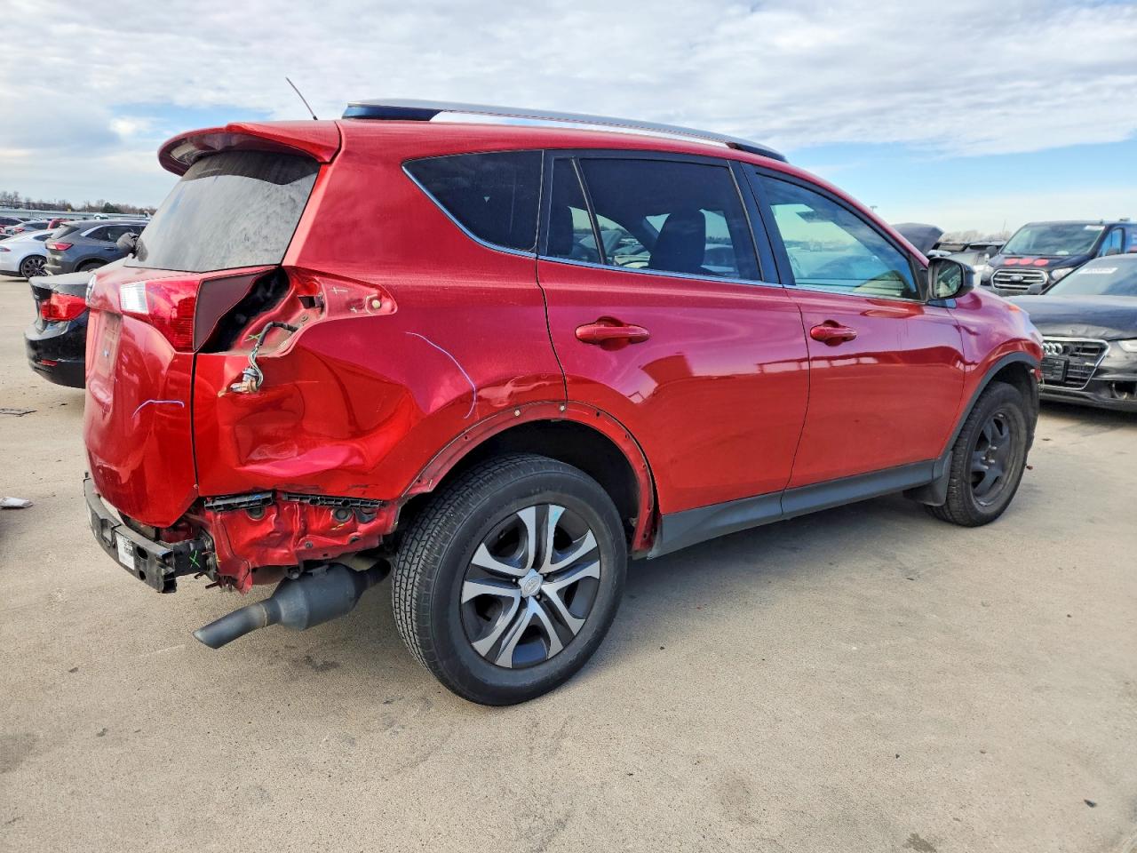 2015 TOYOTA RAV4 LE photo 3