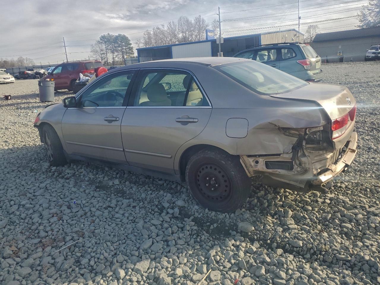 2004 HONDA ACCORD LX photo 2