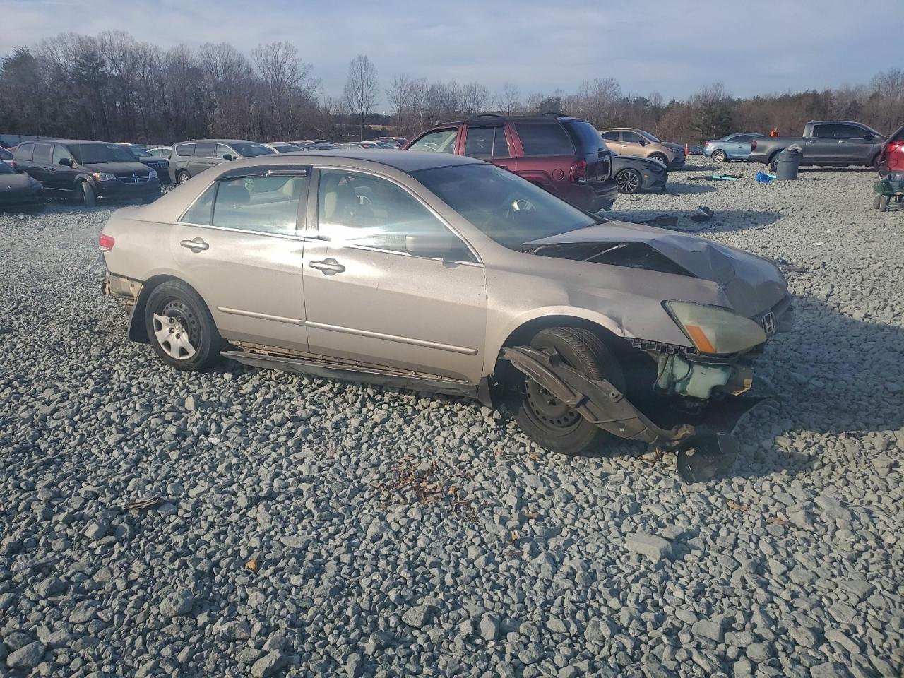 2004 HONDA ACCORD LX photo 4