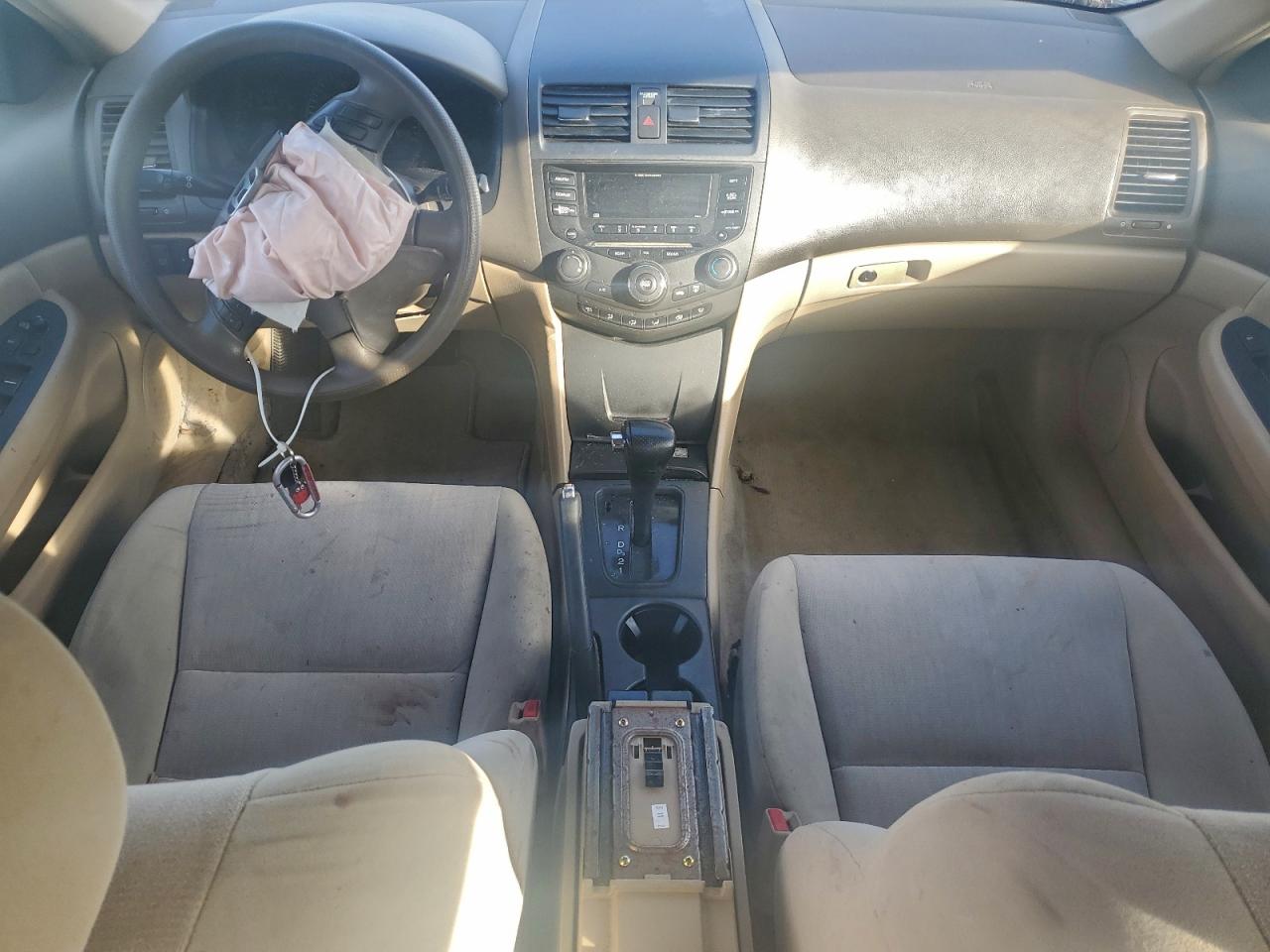 2004 HONDA ACCORD LX photo 8
