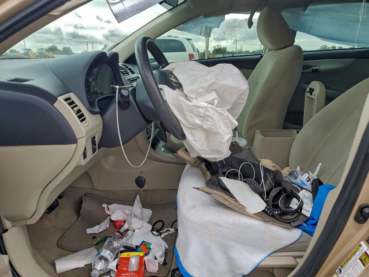 2013 TOYOTA COROLLA BASE photo 7