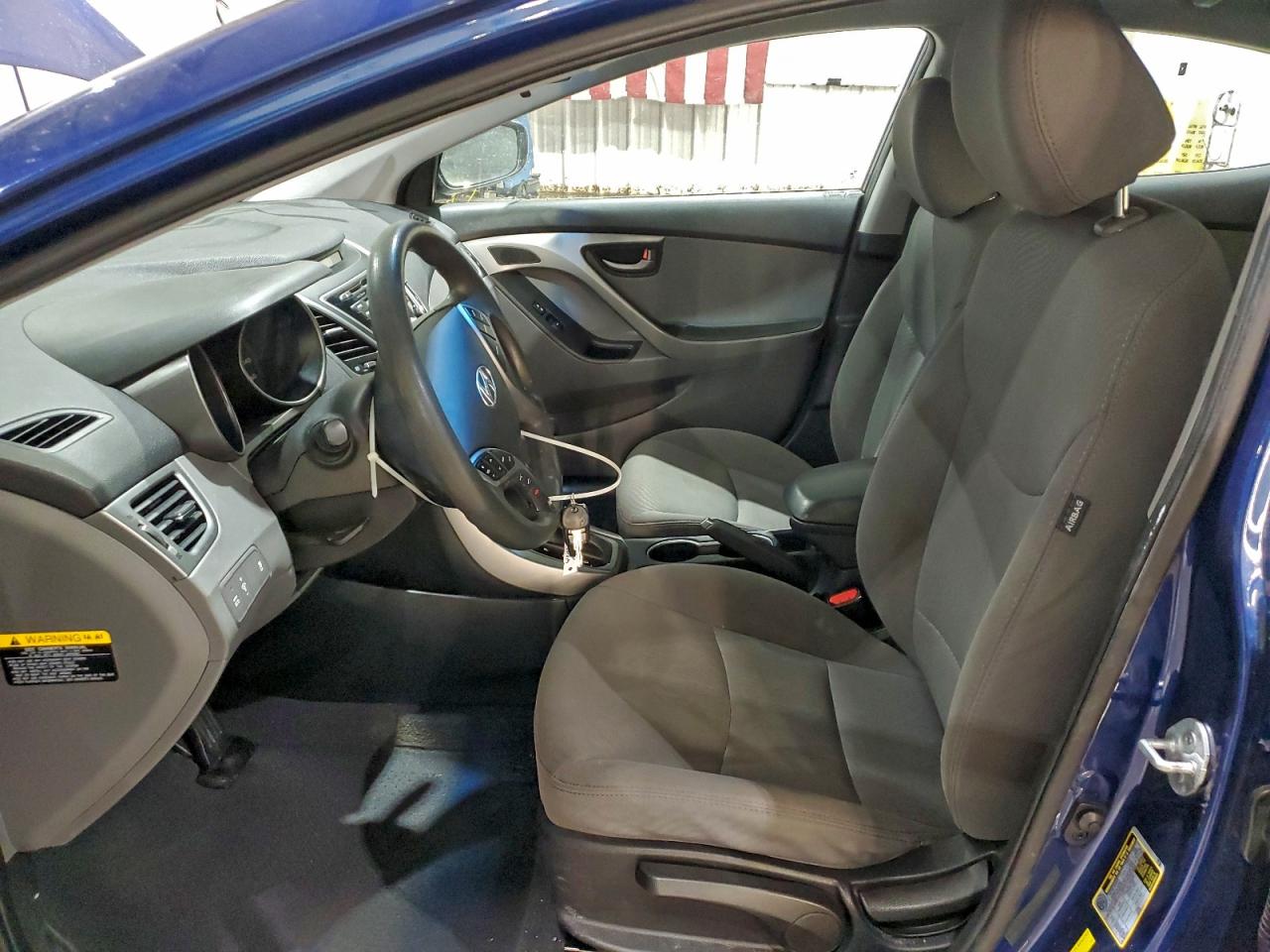 2016 HYUNDAI ELANTRA SE photo 7