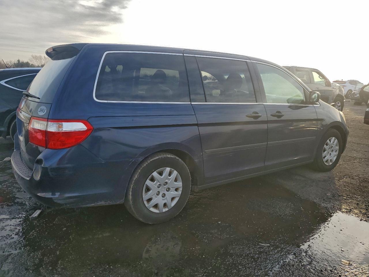 2007 HONDA ODYSSEY LX photo 3