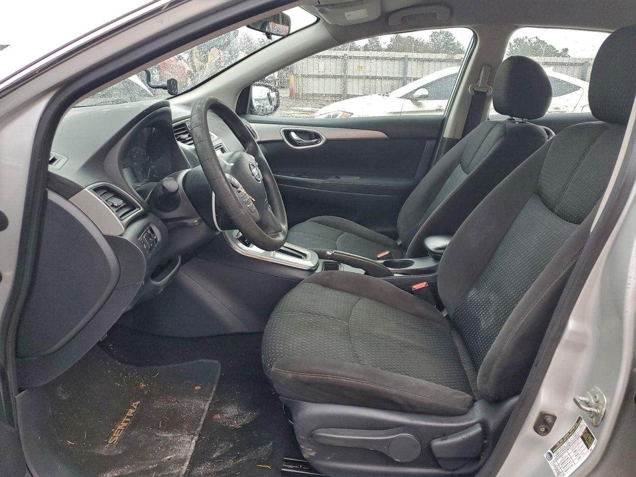 2015 NISSAN SENTRA S photo 7