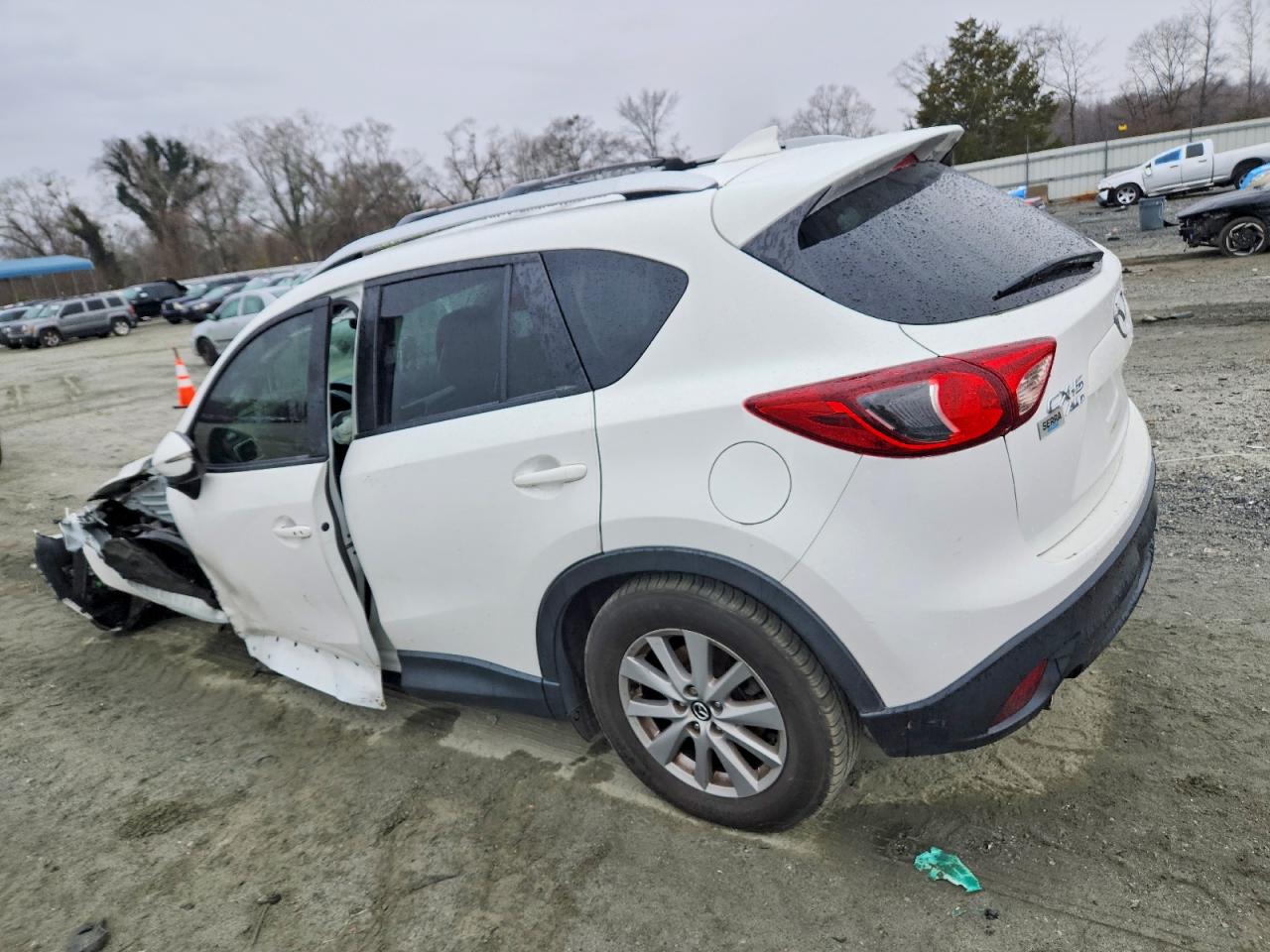 2016 MAZDA CX-5 TOURING photo 2
