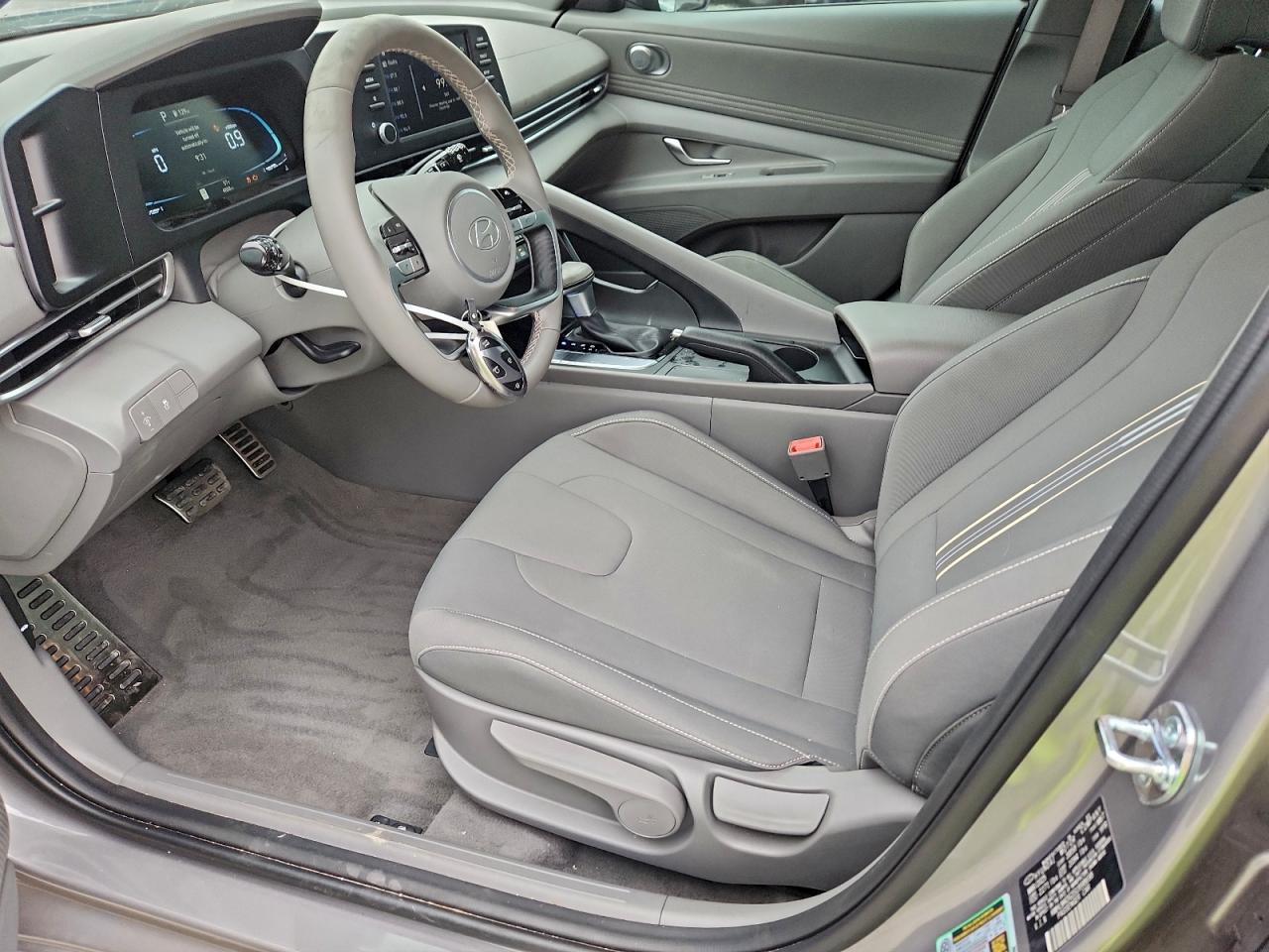 2025 HYUNDAI ELANTRA SEL SPORT photo 7