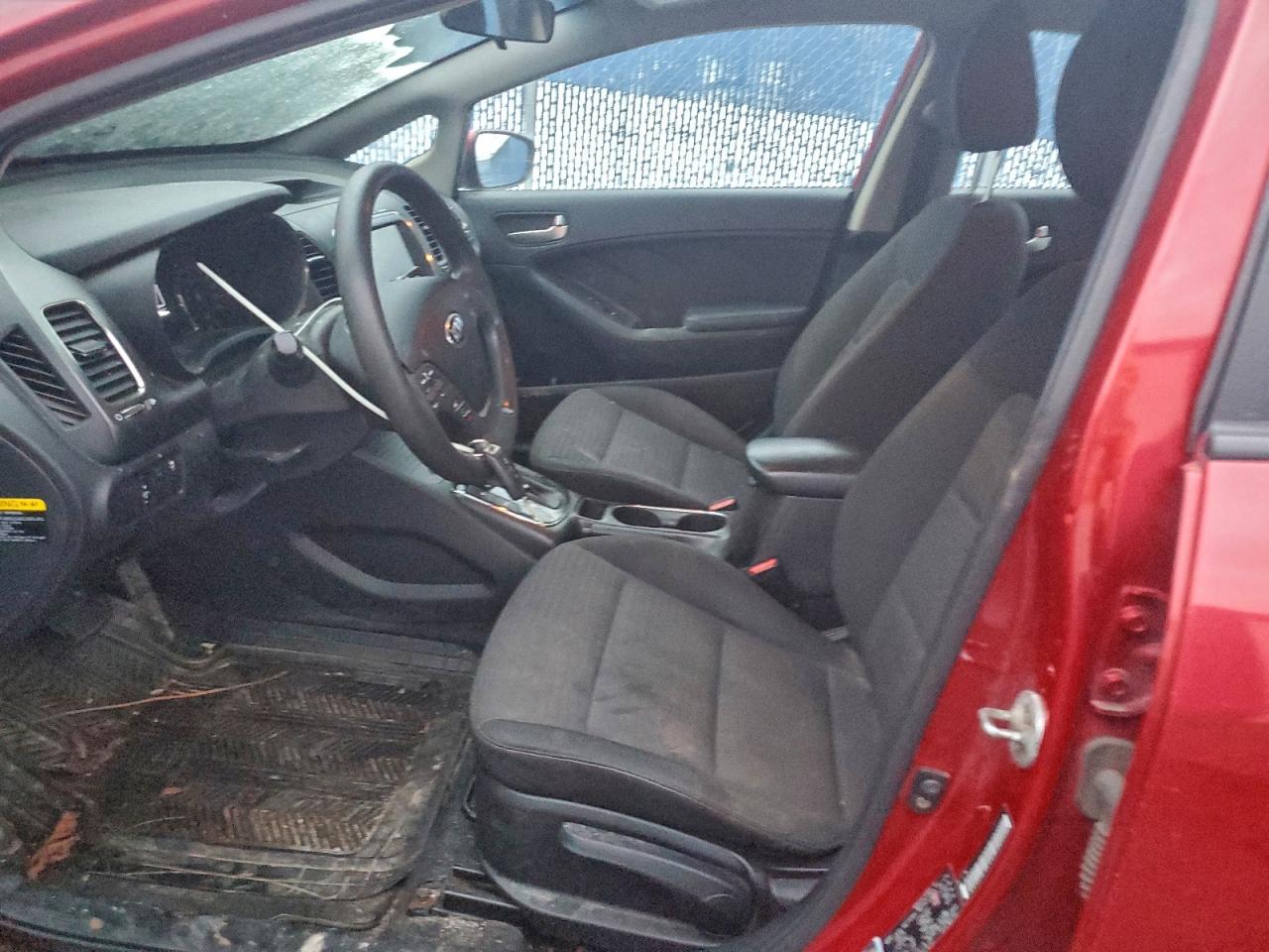 2017 KIA FORTE LX photo 7