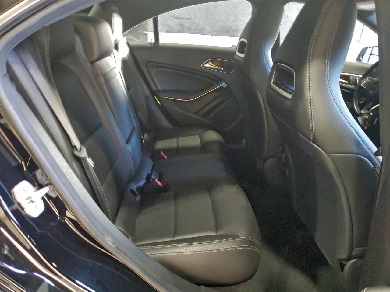 2018 MERCEDES-BENZ CLA 250 photo 10