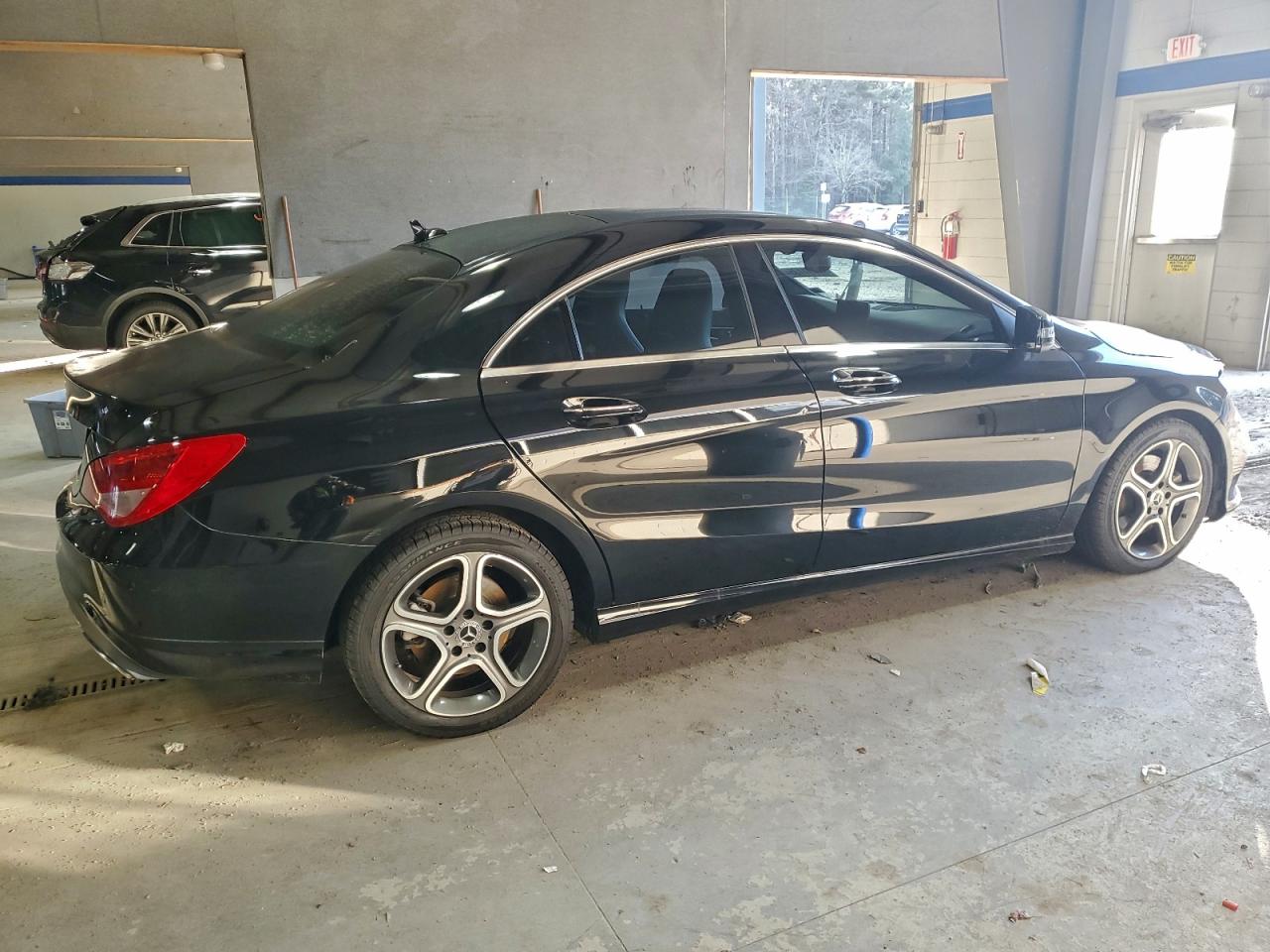 2018 MERCEDES-BENZ CLA 250 photo 3