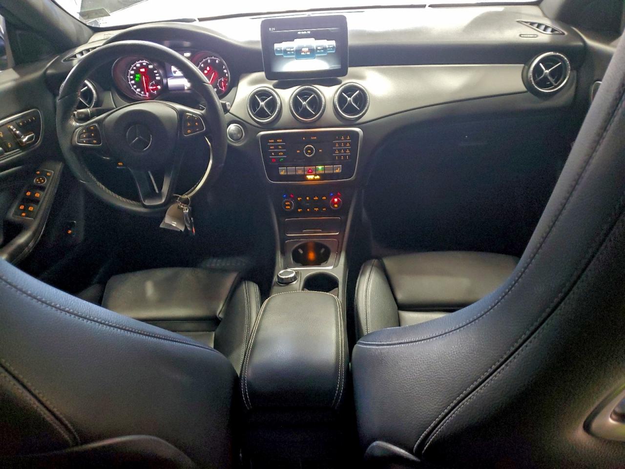 2018 MERCEDES-BENZ CLA 250 photo 8