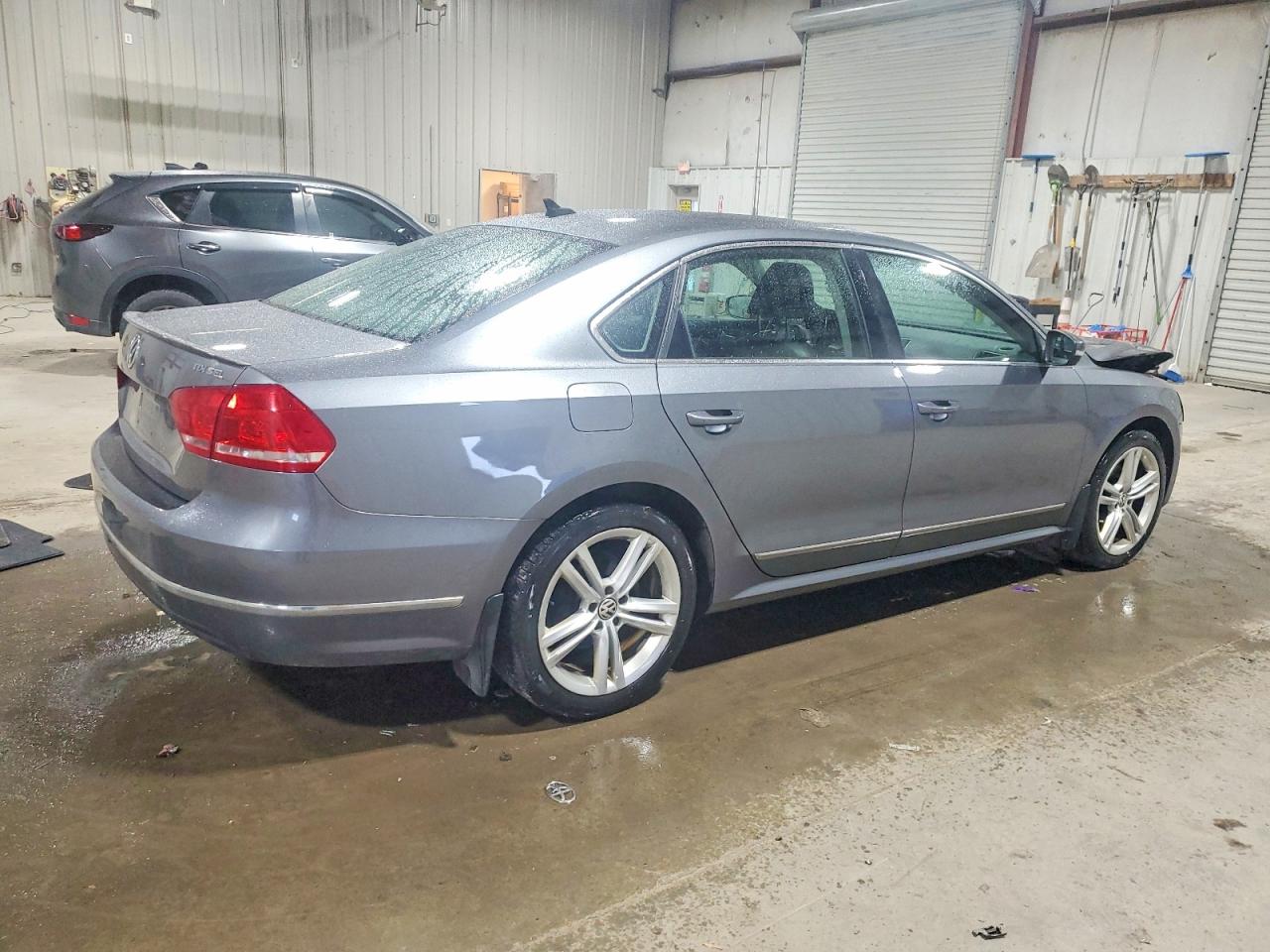 2015 VOLKSWAGEN PASSAT SEL photo 5