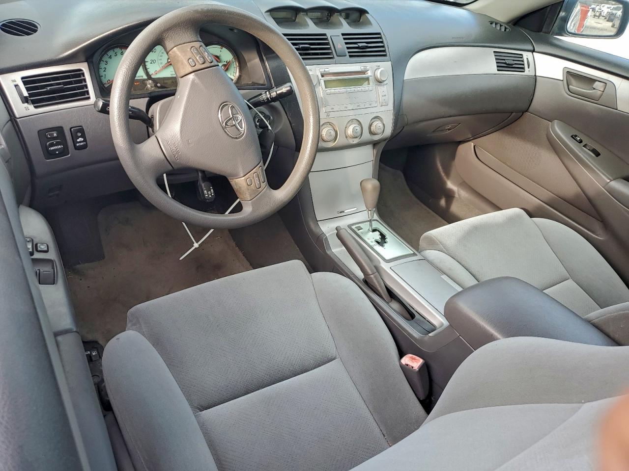 2006 TOYOTA CAMRY SOLARA SE photo 8