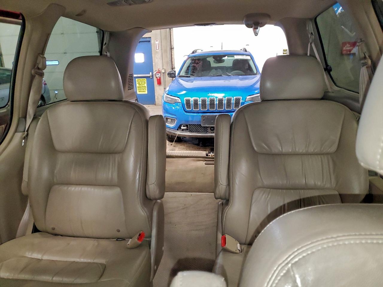2004 HONDA ODYSSEY EXL photo 10