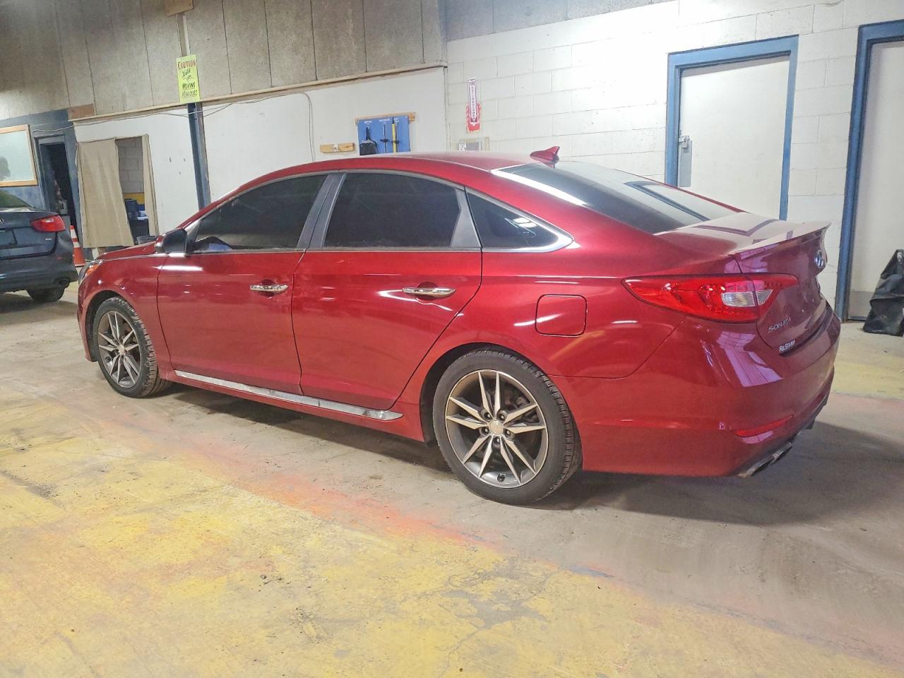 2015 HYUNDAI SONATA SPORT photo 2