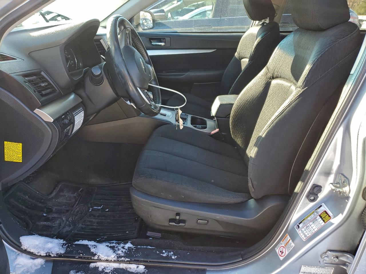 2012 SUBARU OUTBACK 2.5I PREMIUM photo 7