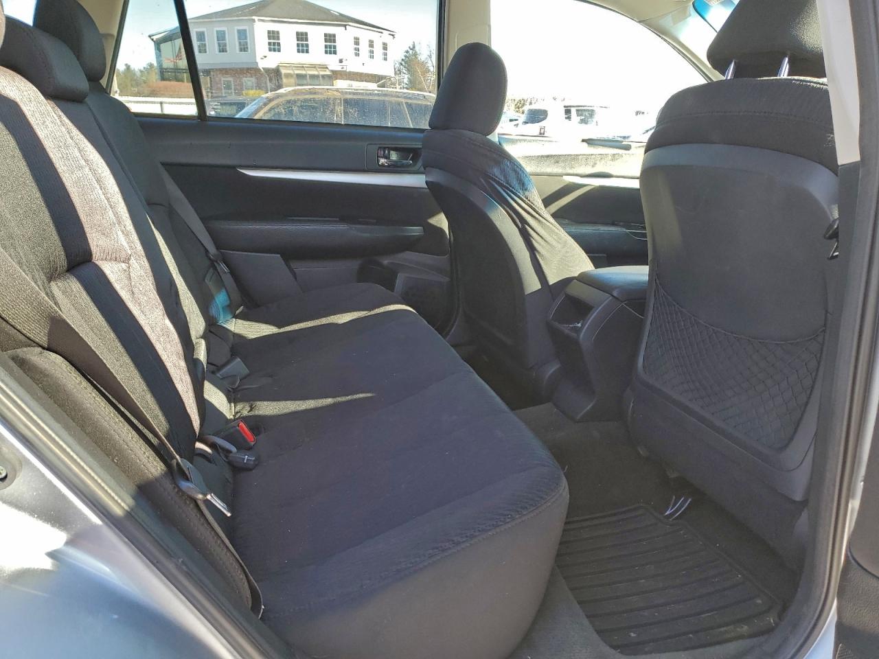 2012 SUBARU OUTBACK 2.5I PREMIUM photo 11