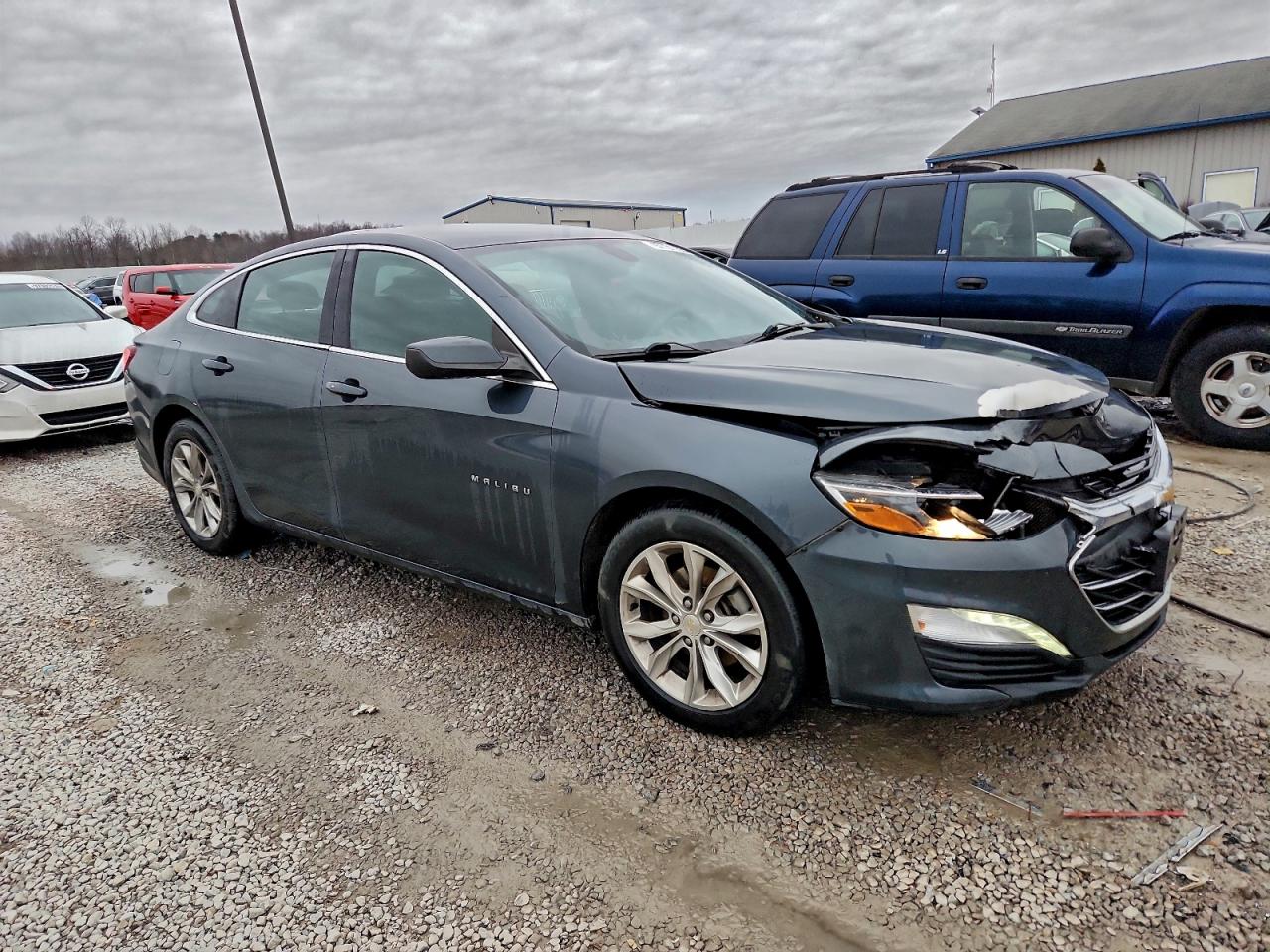 2021 CHEVROLET MALIBU LT photo 4