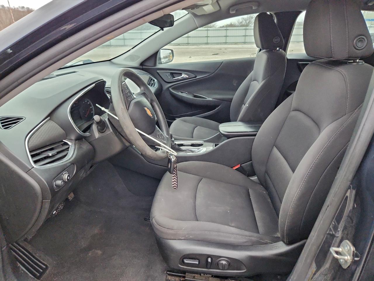 2021 CHEVROLET MALIBU LT photo 7