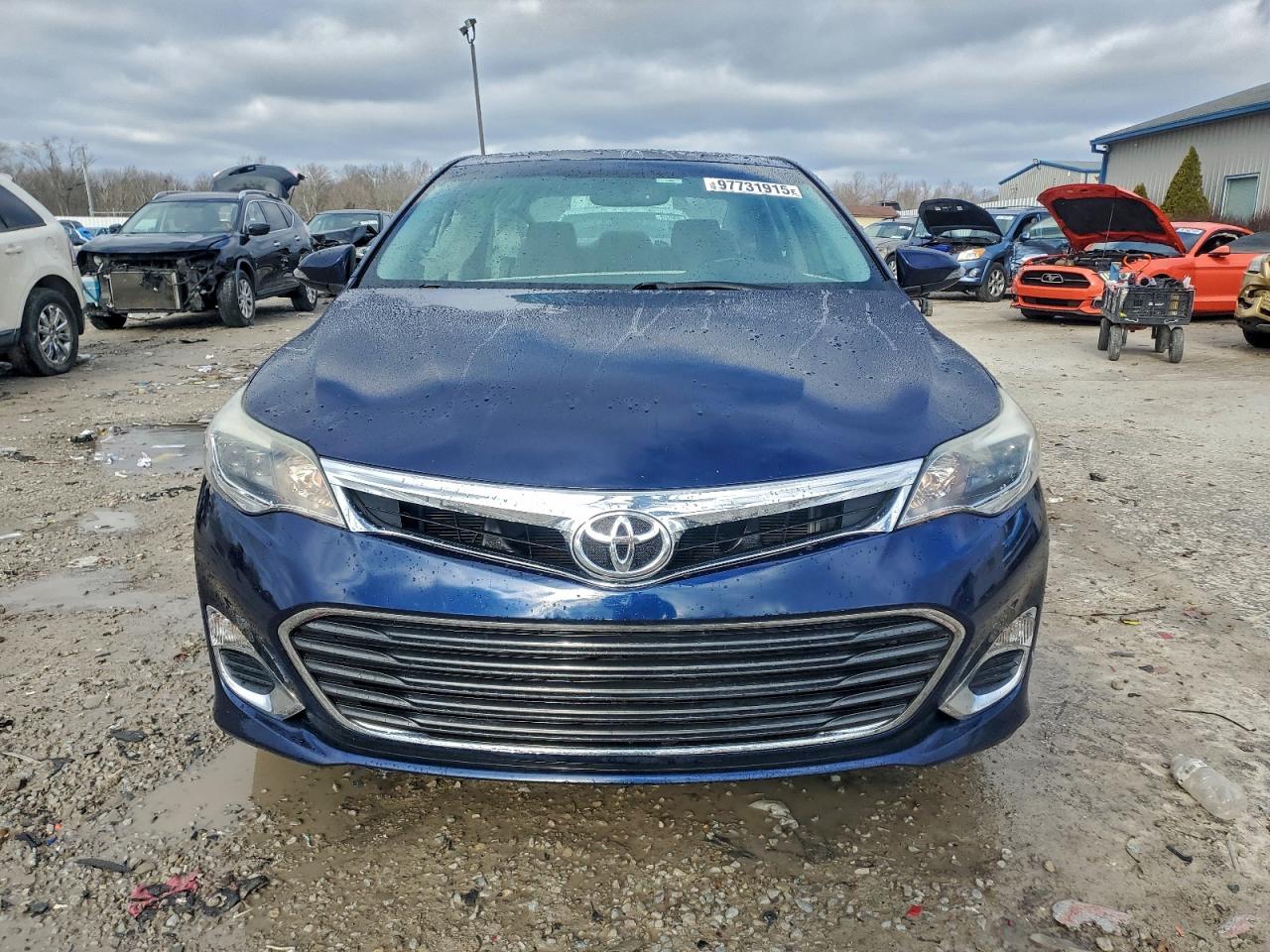 2013 TOYOTA AVALON BASE photo 5