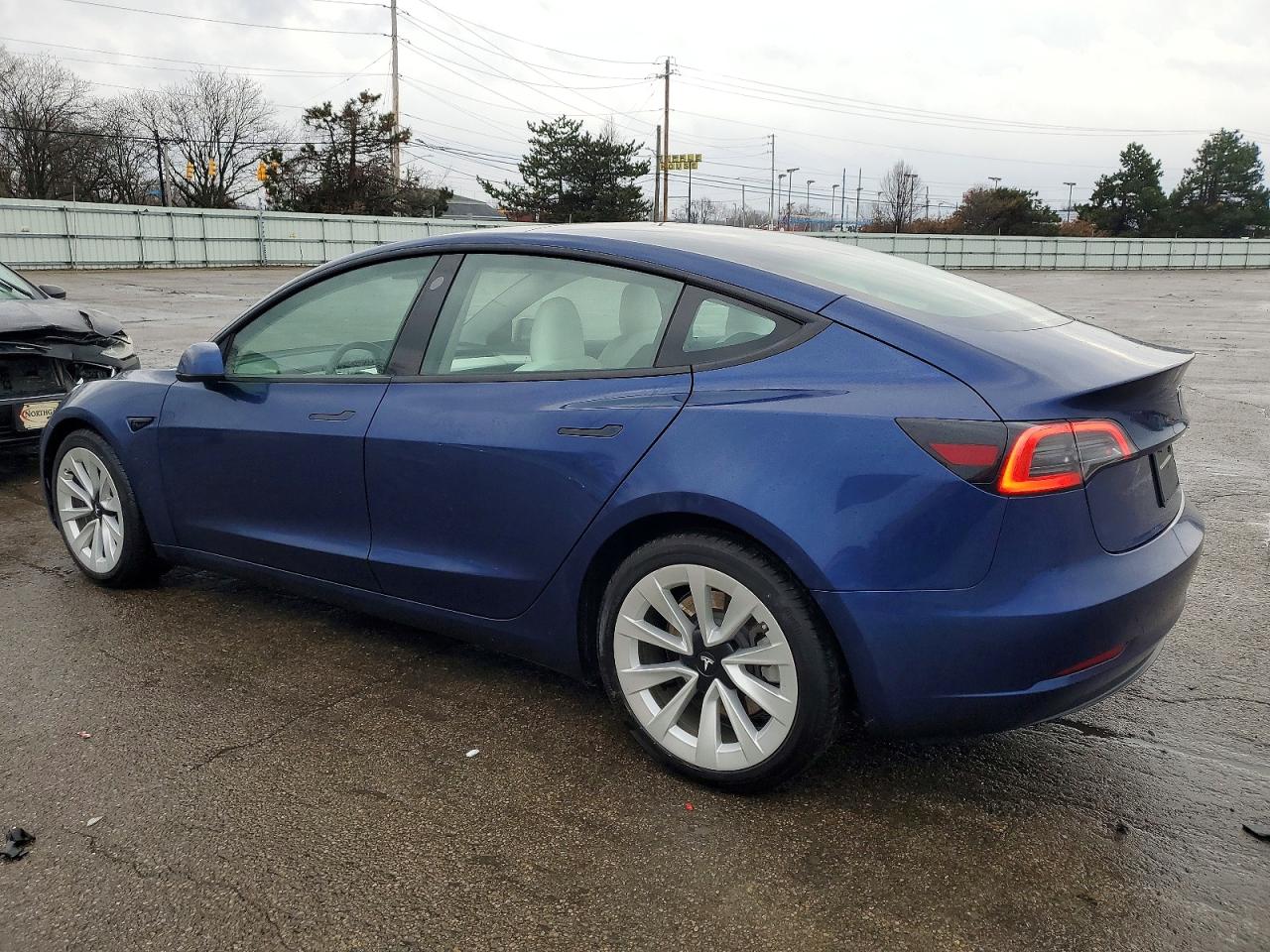 2023 TESLA MODEL 3 photo 2