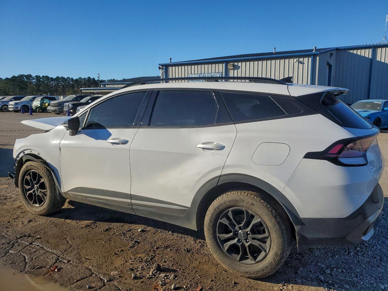 2023 KIA SPORTAGE X-PRO photo 2