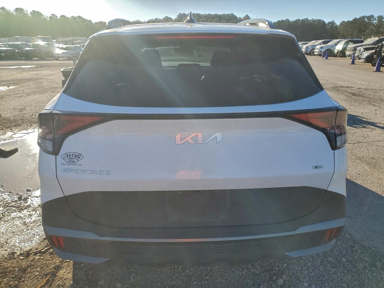 2023 KIA SPORTAGE X-PRO photo 6