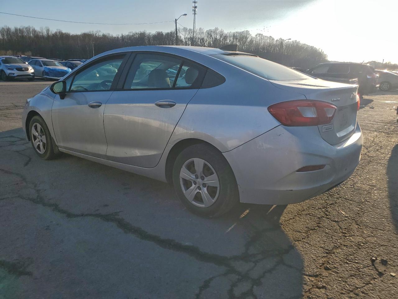 2017 CHEVROLET CRUZE LS photo 2