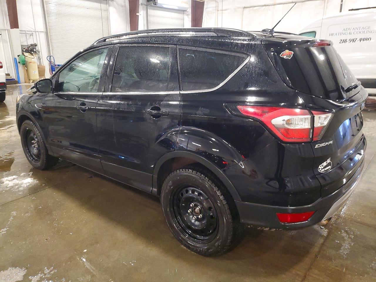 2018 FORD ESCAPE SE photo 2