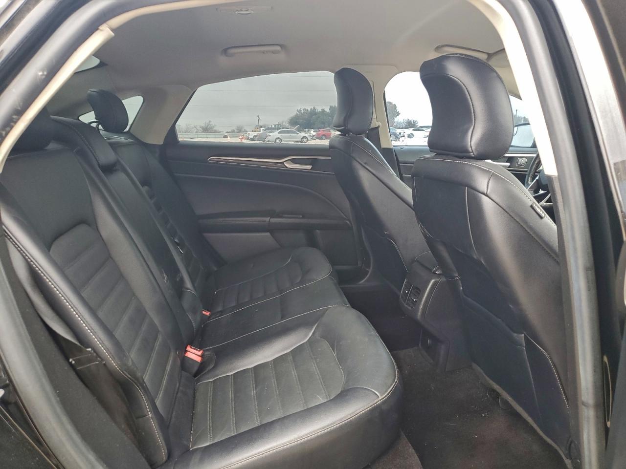 2017 FORD FUSION SE photo 10
