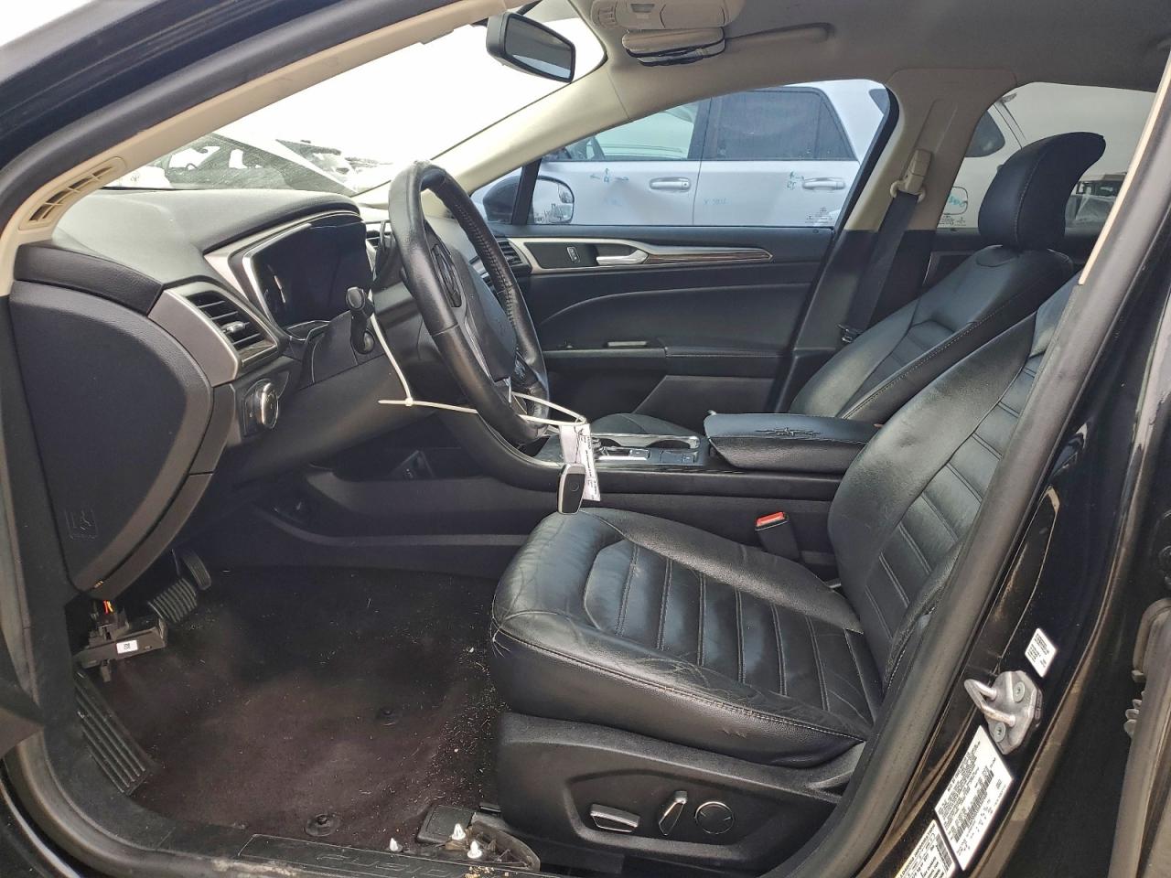 2017 FORD FUSION SE photo 7