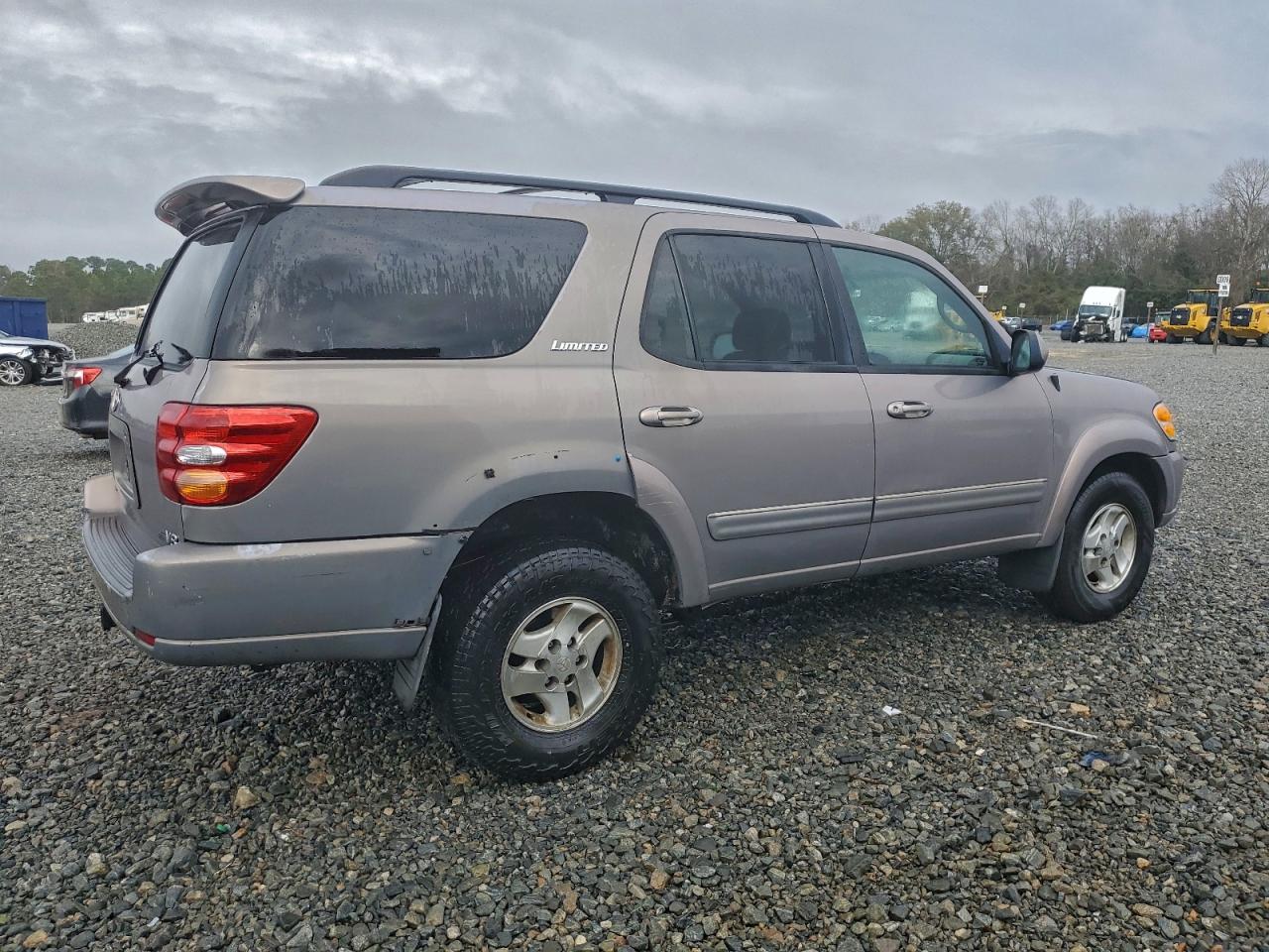 2002 TOYOTA SEQUOIA LIMITED photo 3