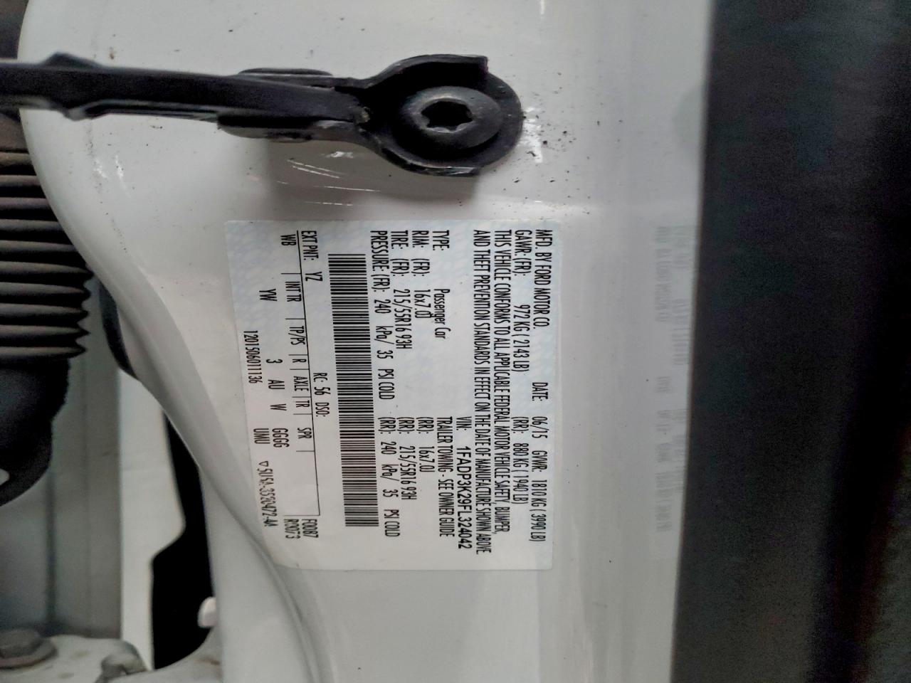 2015 FORD FOCUS SE photo 12