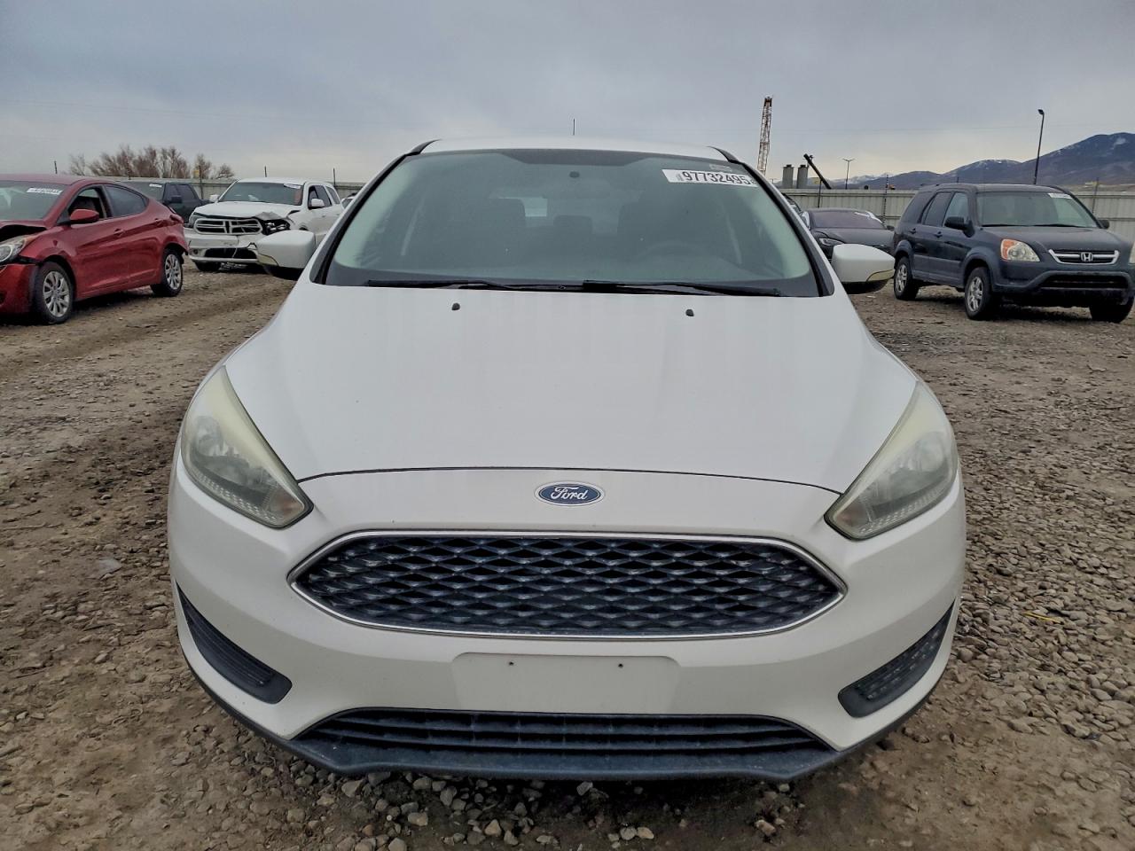 2015 FORD FOCUS SE photo 5