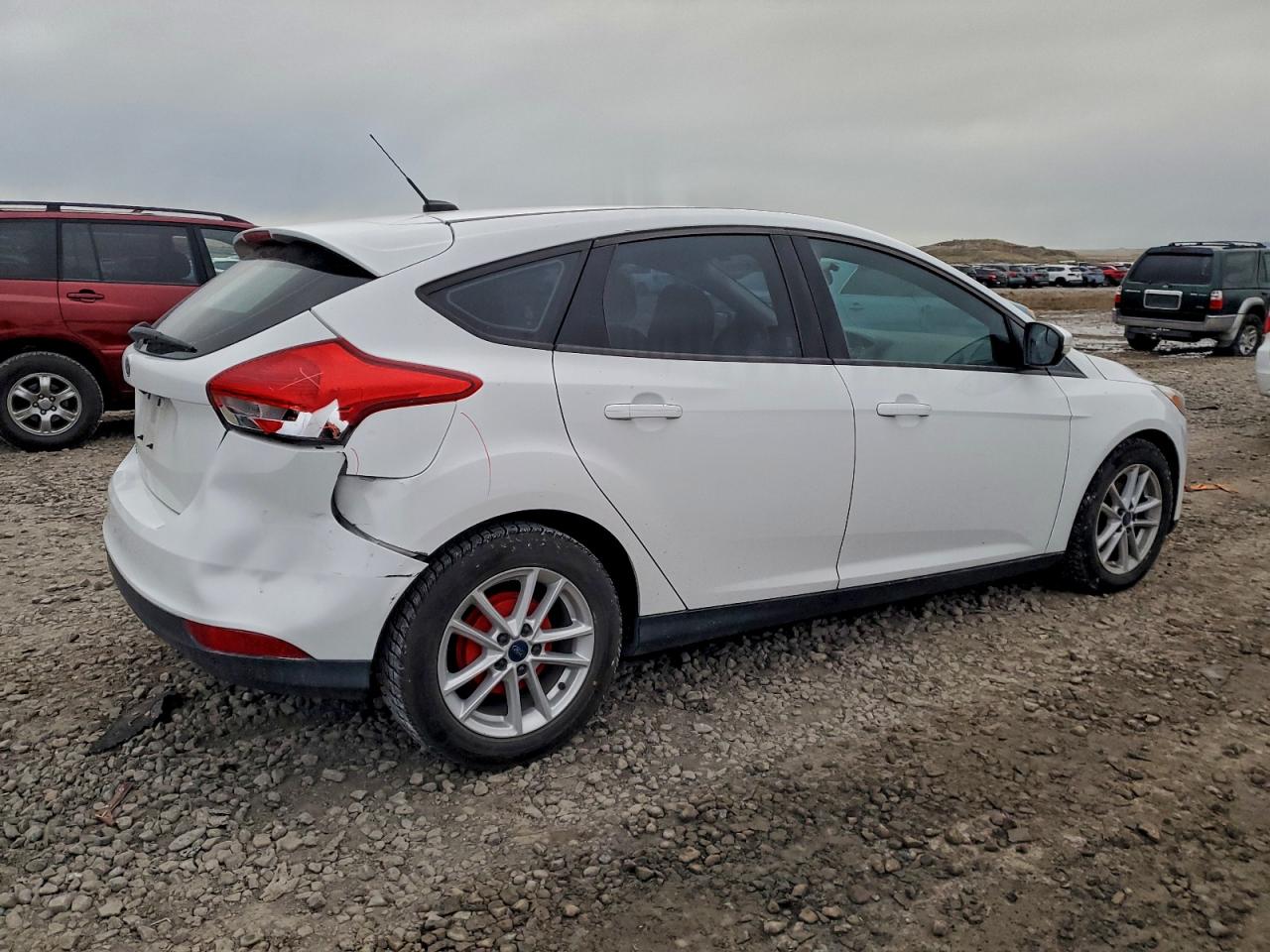 2015 FORD FOCUS SE photo 3