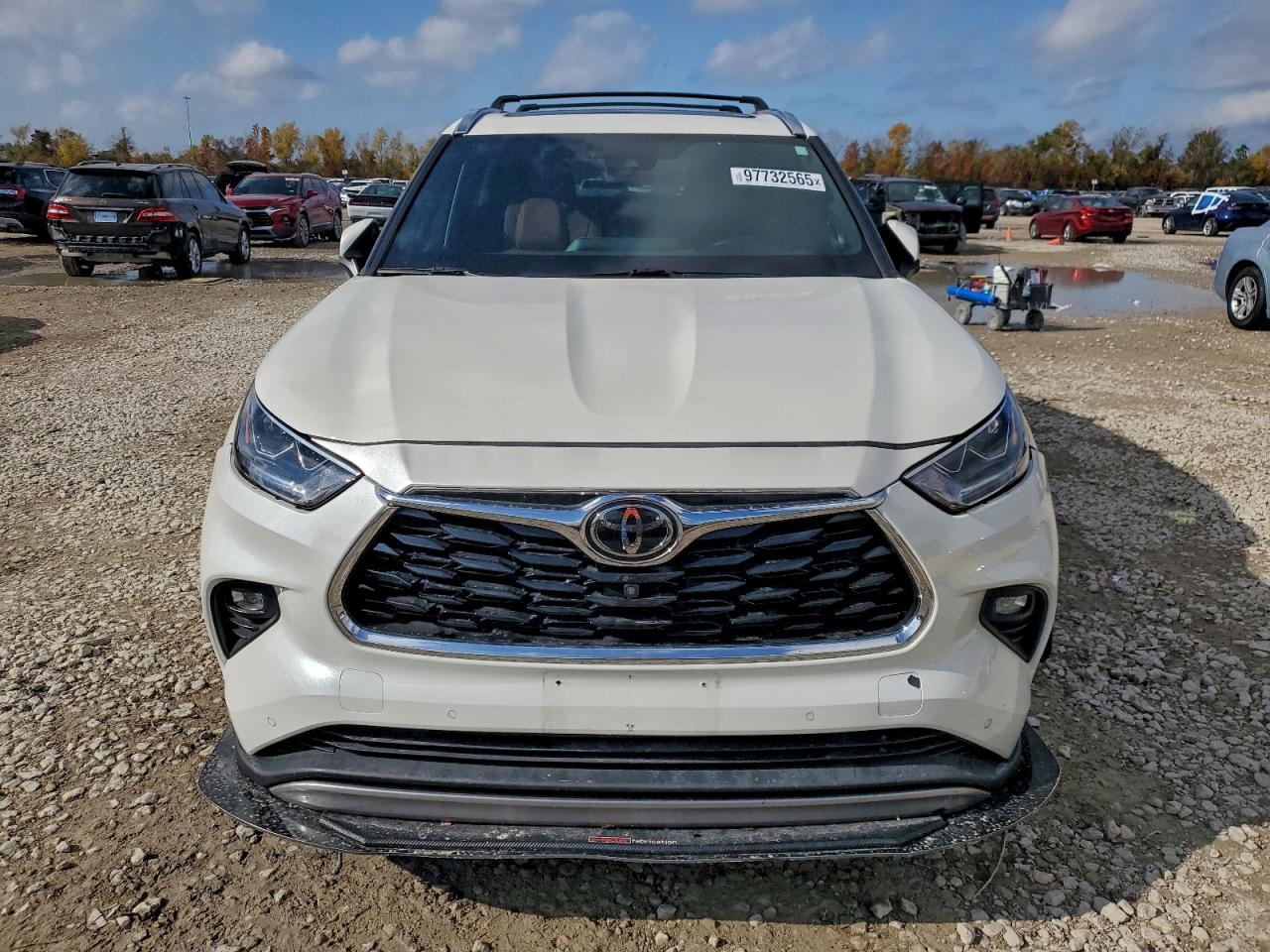2021 TOYOTA HIGHLANDER PLATINUM photo 5