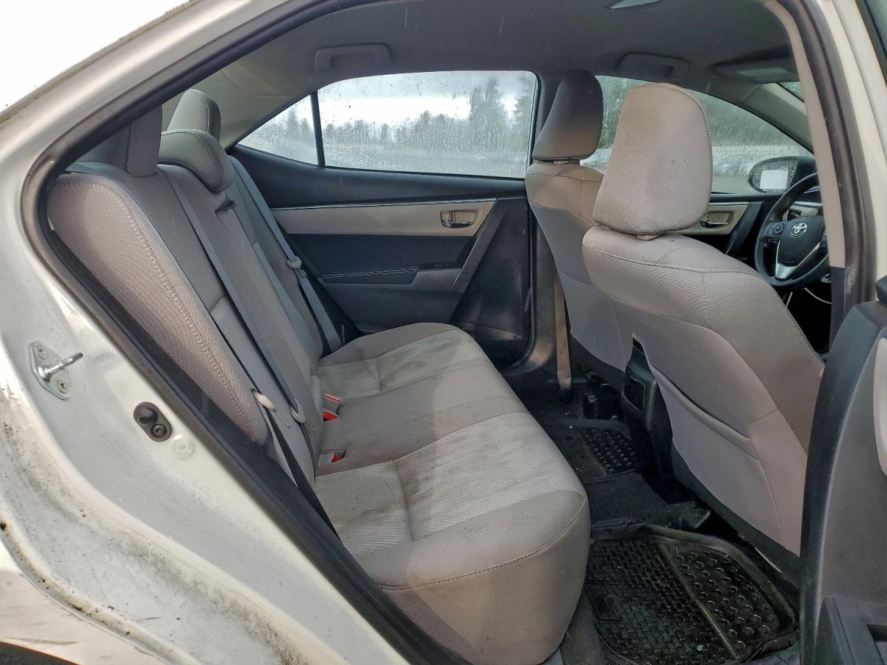 2016 TOYOTA COROLLA L photo 10
