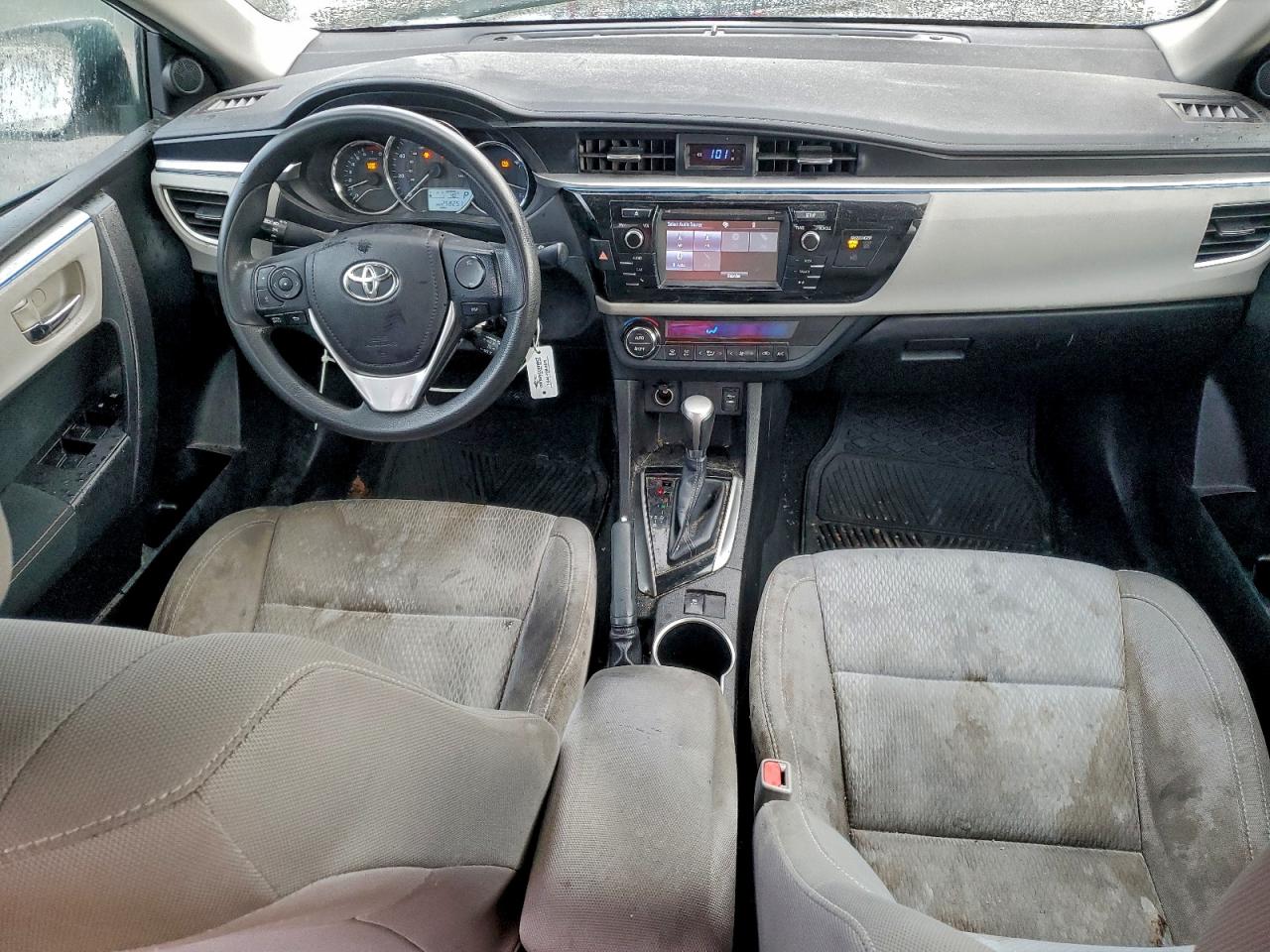 2016 TOYOTA COROLLA L photo 8