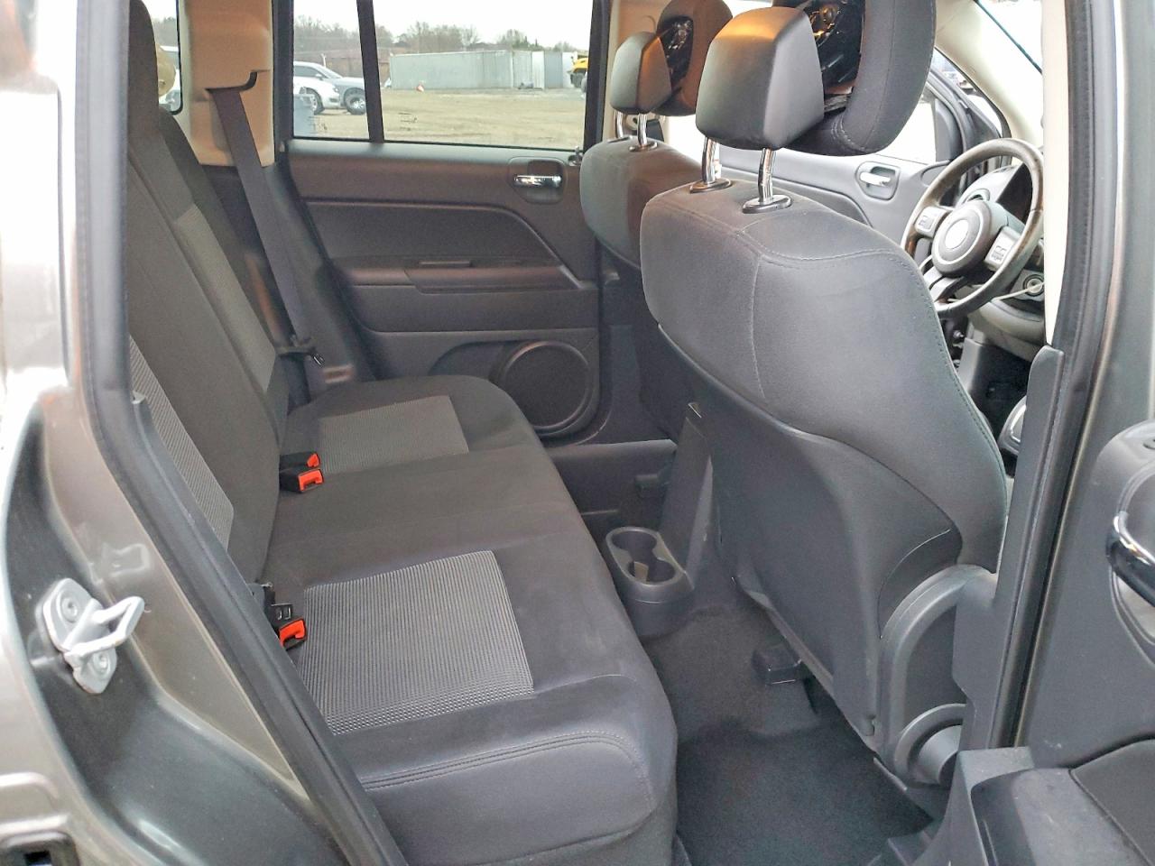 2012 JEEP COMPASS LATITUDE photo 11