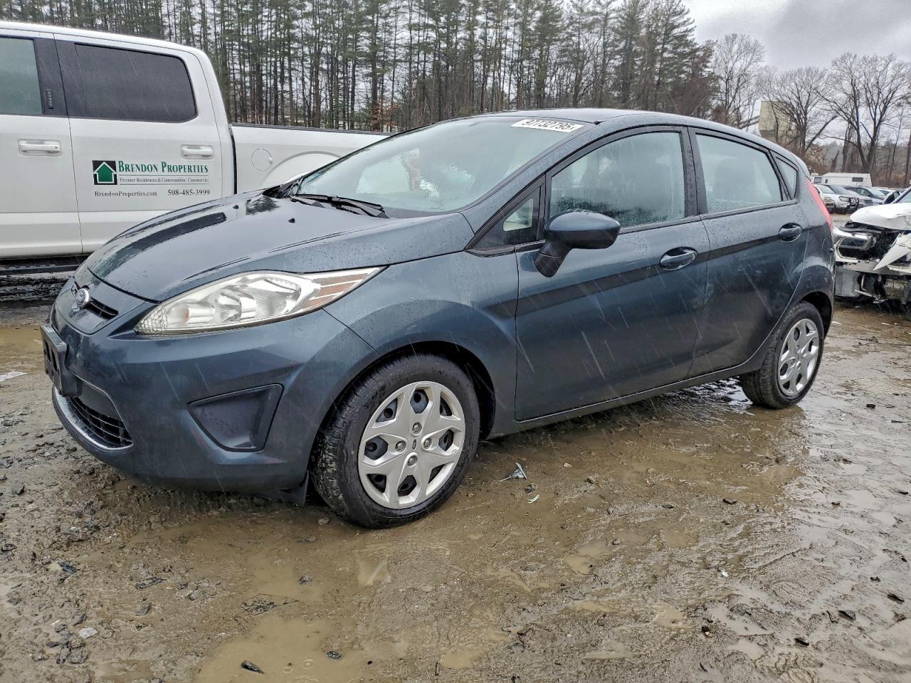 2011 FORD FIESTA