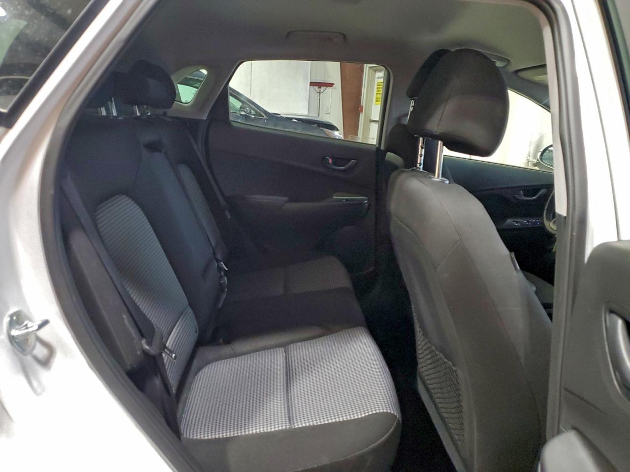 2020 HYUNDAI KONA SEL photo 11