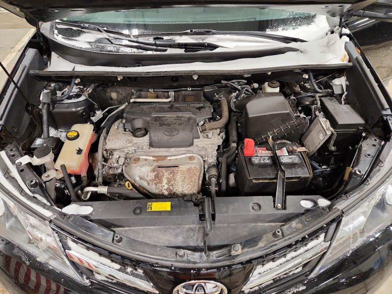 2013 TOYOTA RAV4 XLE photo 12