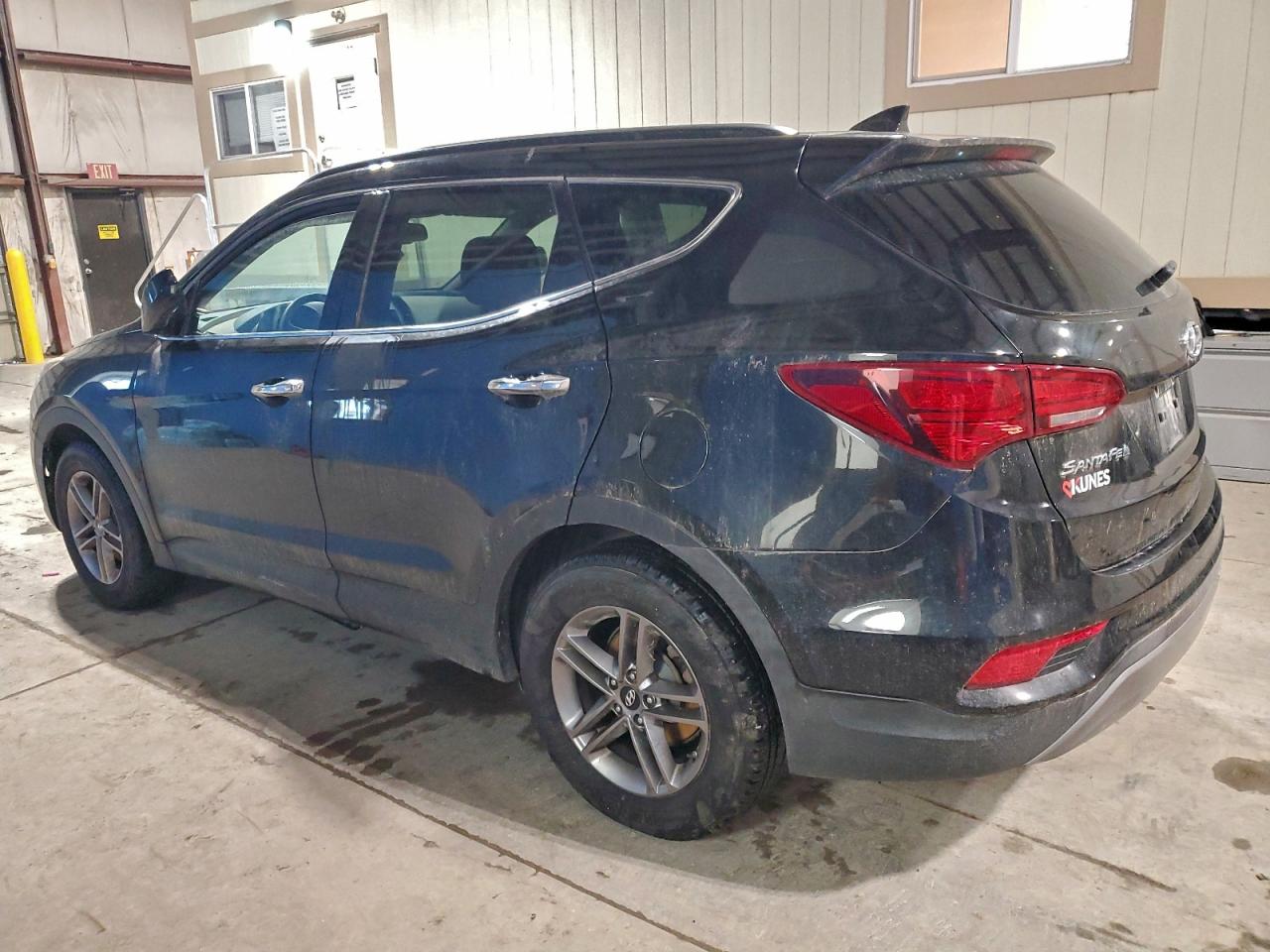 2017 HYUNDAI SANTA FE SPORT photo 3