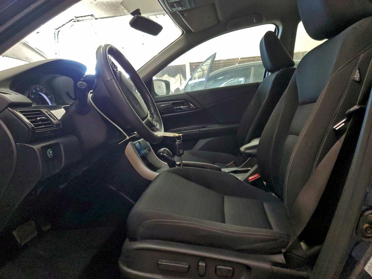 2015 HONDA ACCORD SPORT photo 7