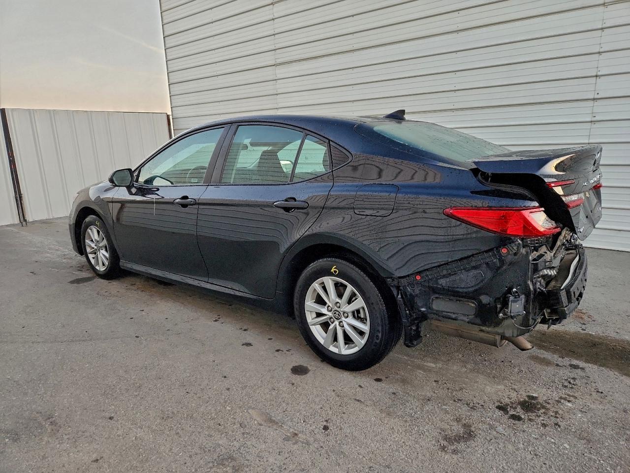 2025 TOYOTA CAMRY XSE photo 2