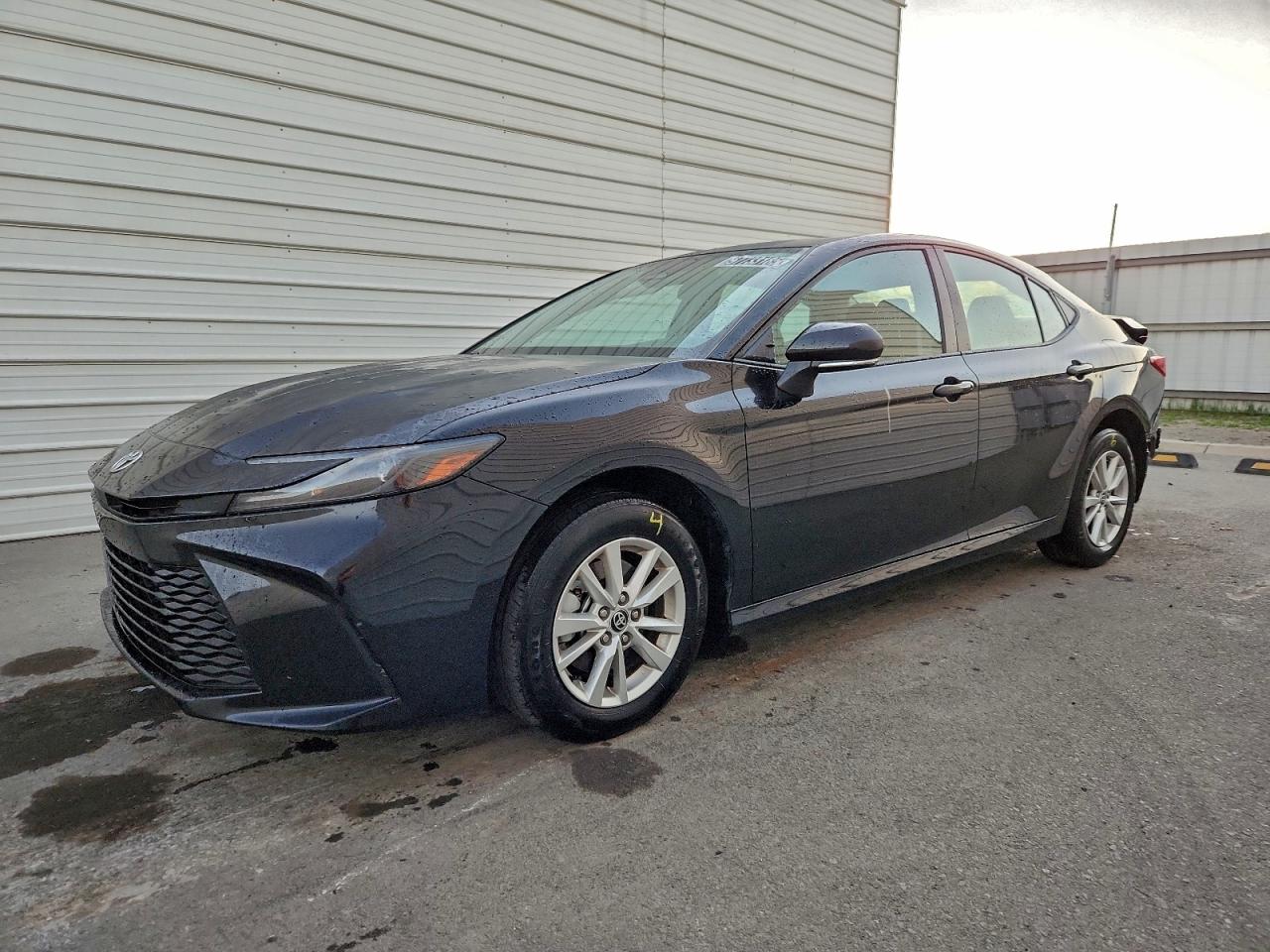 2025 TOYOTA CAMRY