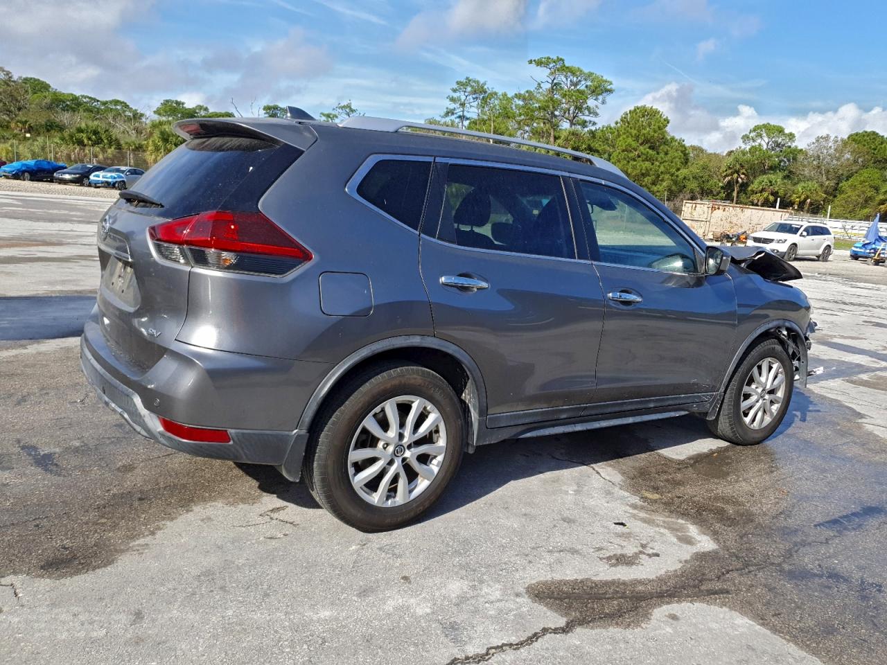 2019 NISSAN ROGUE SV photo 3
