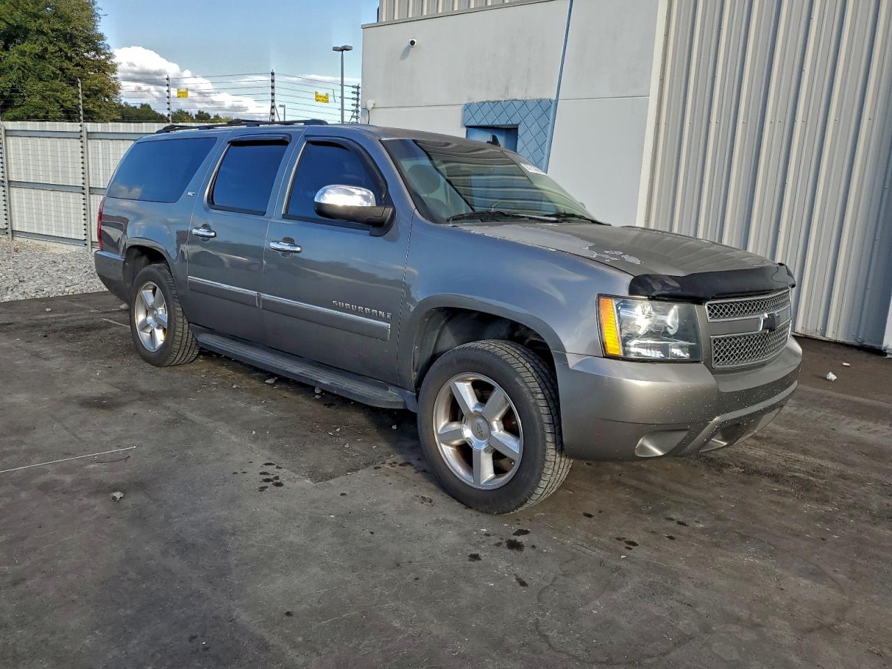 2009 CHEVROLET SUBURBAN K1500 LTZ photo 4
