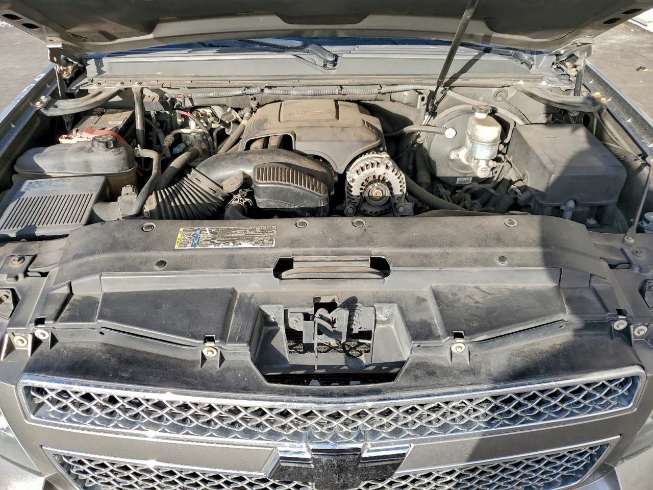 2009 CHEVROLET SUBURBAN K1500 LTZ photo 12