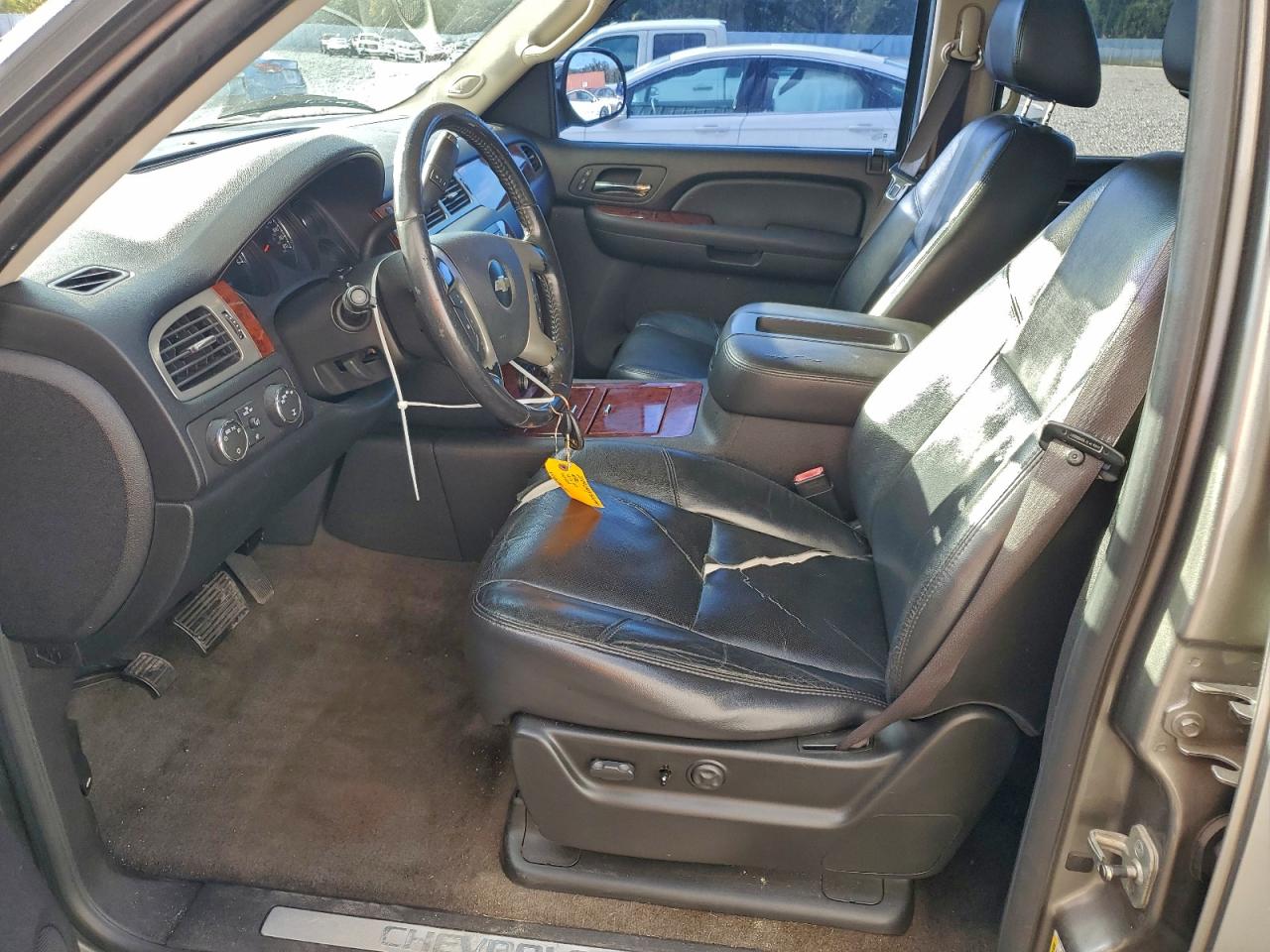 2009 CHEVROLET SUBURBAN K1500 LTZ photo 7